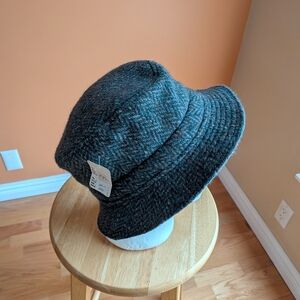 Stylish Gray Women's Bucket Hat 100% Pure Wool Made in Ireland